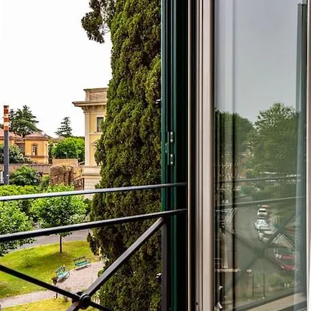 Dimora Al Colosseo, 2 Bedrooms Rome